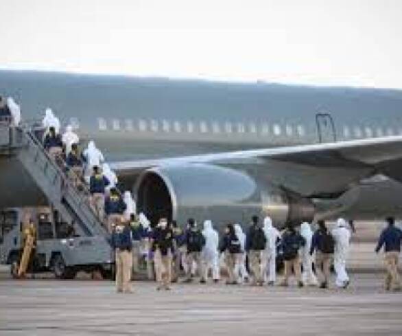 Cancillería asegura reprogramación a la brevedad de vuelo de expulsión en Venezuela