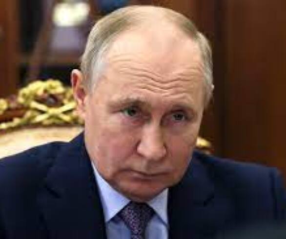Putin admite necesidad de detener la tragedia en Ucrania