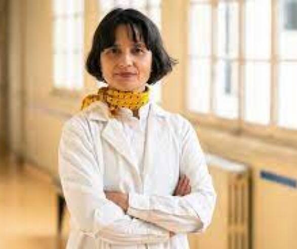 La doctora Anamaría Arriagada ganó las elecciones del Colegio Médico con el apoyo público de Michelle Bachelet