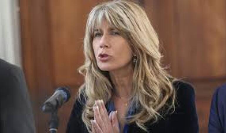 La Senadora Ximena Rincón critica a expresidenta Bachelet por dichos a favor del En Contra: Contribuye a ahondar en divisiones