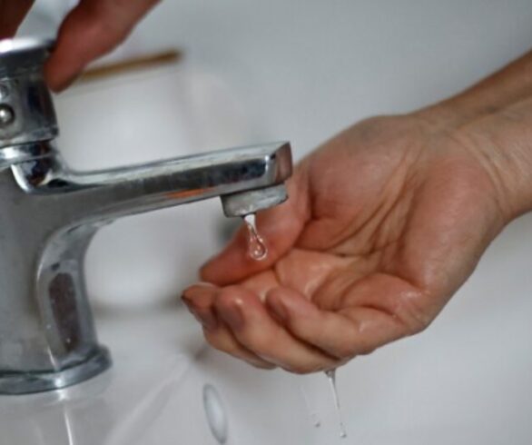 Aguas Andinas anuncia megacorte de 32 horas en 3 comunas de la RM