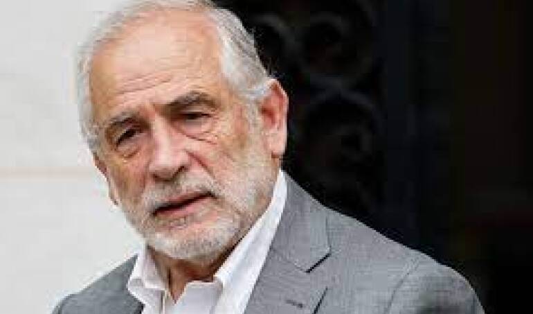 Comisión revisora aprueba acusación constitucional a ministro Montes