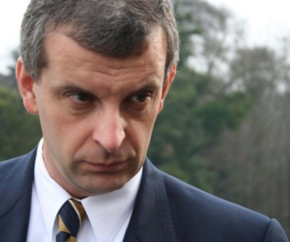 Fiscal Nacional saca a Xavier Armendáriz de subrogancia