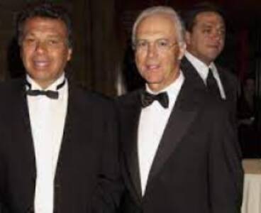 La emotiva despedida de Elías Figueroa a su amigo fallecido Franz Beckenbauer: Tu trascendencia es total y tu recuerdo imperecedero. Descansa en paz amigo mío