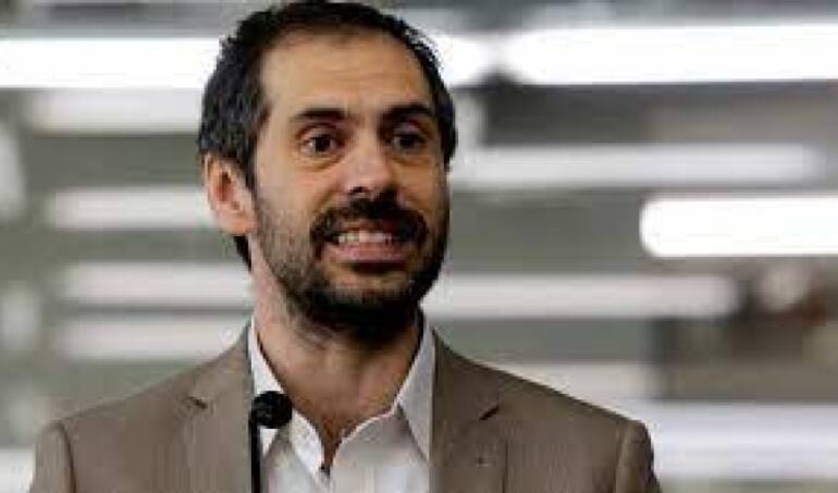 Ministro de Economía y reuniones en casa del lobista UDI Pablo Zalaquett