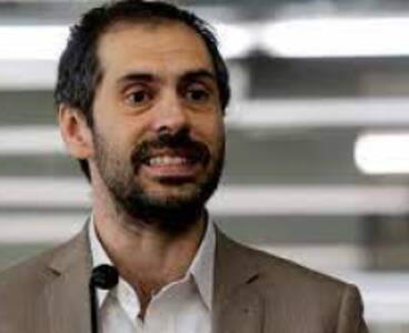 Ministro de Economía y reuniones en casa del lobista UDI Pablo Zalaquett